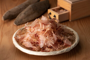 鰹節と鰹節削り器