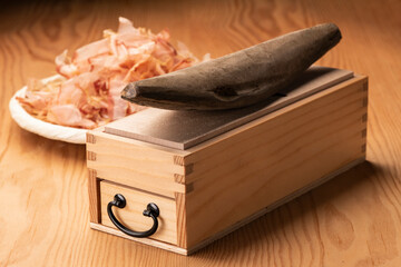 鰹節と鰹節削り器