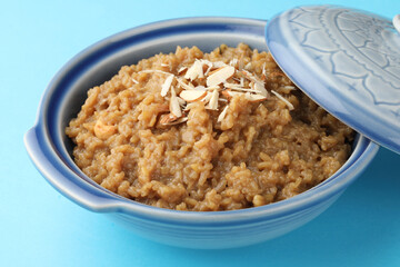 Indian food pongal, a traditional and popular sweet made on the festival day of Pongal or Sankranti.
South Indian Sweet pongal made from rice, milk, jaggery and dry fruits.