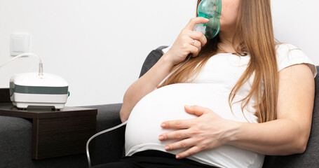 Pregnant woman use inhale mask at home