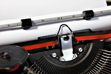 typewriter with text i love you
