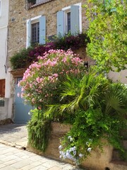 Village de Grimaud , Provence, Cote d'azur