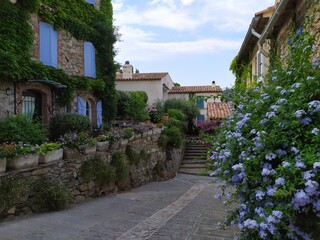 Fototapeta na wymiar Village de Grimaud , Provence, Cote d'azur
