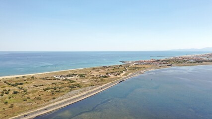 survol de Port-Leucate et &eacute;tangs de Leucate avec les Corbi&egrave;res