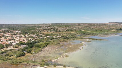 survol du parc naturel r&eacute;gional de la Narbonnaise