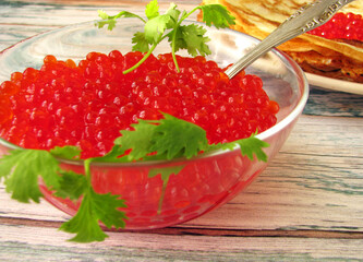 Red caviar with pancakes