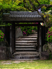 神戸相楽園・広場付近の門