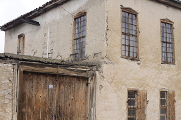 old abandon house