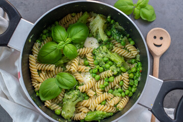 home made healthy one pot pasta with vegetables
