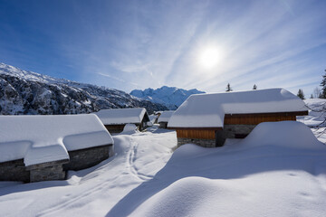 hameau alpage sous la neige © julien heuret