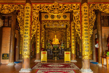 Obraz premium Wide angle view of Ho Quoc pagoda (Vietnamese name is Truc Lam Thien Vien) with big statue of guanyin bodhisattva on mount, Phu Quoc island, Vietnam