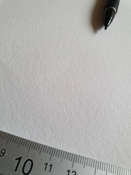 l&aacute;piz y regla