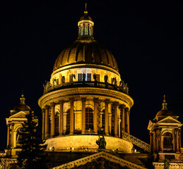 St. Isaac's Cathedral. Night photos of St. Petersburg
