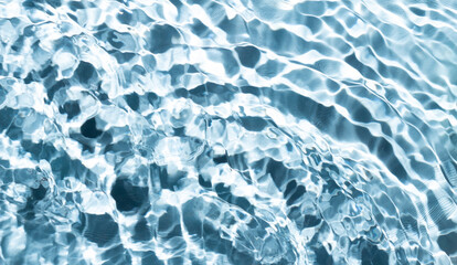 Agua en movimiento ideal para fondo o textura