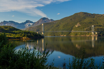 Br&uuml;cke &uuml;ber Fjord