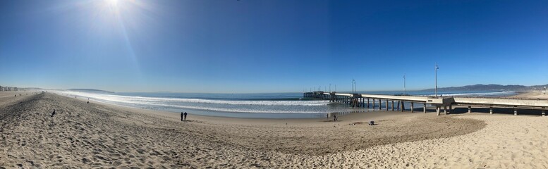 Obraz premium view from the beach