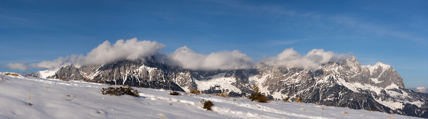 Fototapeta na wymiar Wilder Kaiser Panorama in Winterlandschaft am Hartkaiser