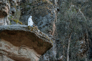 Fototapeta na wymiar Holy Mary at the Suesca Stone Walls in Suesca, Cundinamarca - Colombia