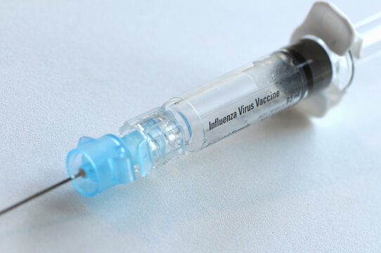 Fluarix influenza virus vaccine in a syringe
