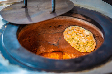 Tandoori oven for indian cuisine