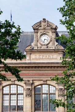 Austerlitz railway station in Paris city