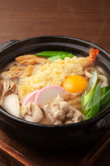 鍋焼きうどん