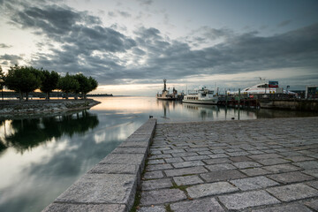 Morgens im Konstanzer Hafen