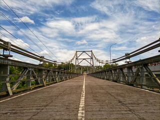 Fototapeta na wymiar the charm of the kaliprogo bridge during the day