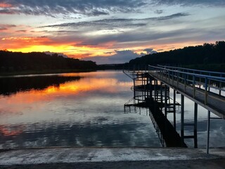 Fototapeta premium sunset on the lake