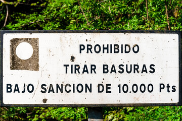 Prohibition sign in a town in Asturias.The signal is written in pesetas, the currency that ruled in Spain before the arrival of the Euro.