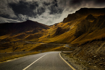 Mountainroad landscape