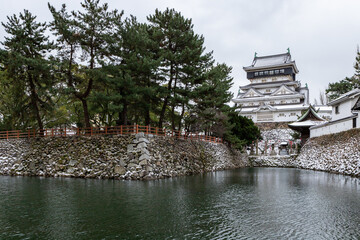 雪の小倉城