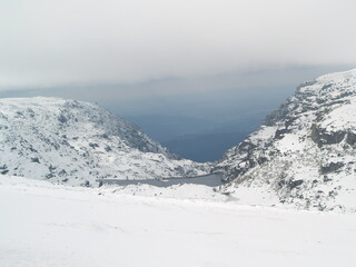 Vista com neve da Serra da Estrela (Portugal)