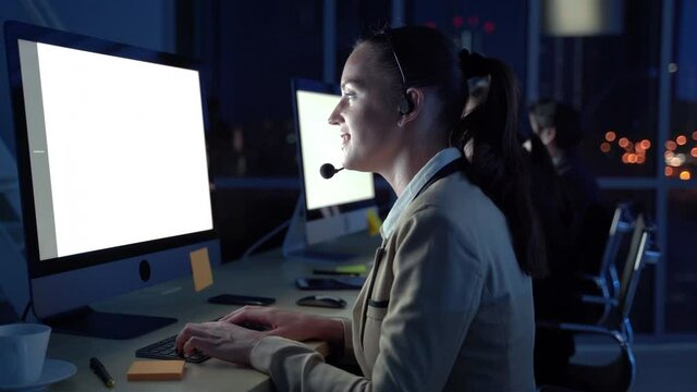 Call center to provide customer service 24 hours a day, Call center staff are also willing to service, will be at night

