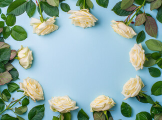 Round frame with roses