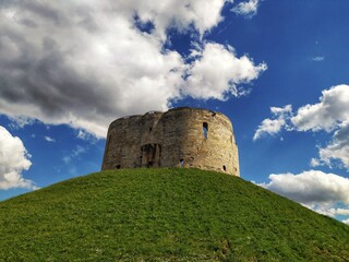 Fototapeta na wymiar York - Clifford's Tower