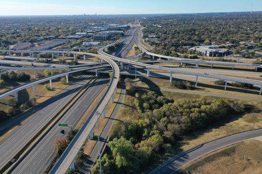 Intersection of Mopac and 183