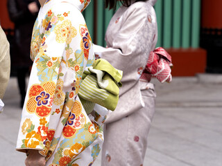 Naklejka premium 着物姿の女性 