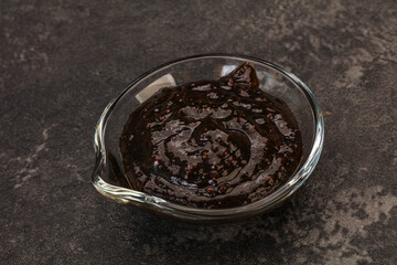 Black Pepper sauce in the bowl
