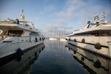 Fototapeta na wymiar yachts in marina Piraeus greece