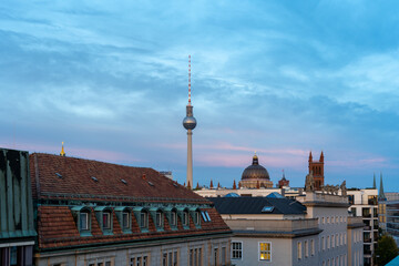 Berliner Fernsehturm Berlin Fernsehturm Deutschland Alexanderplatz Weltzeituhr TV Turm 