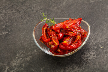 Sun-dried tomato in olive oil