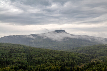 Obraz na płótnie Canvas Mount Polyud in the fog