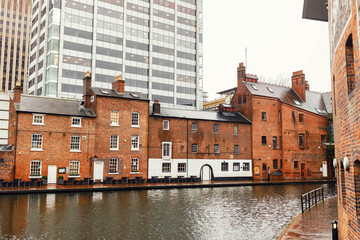 Birmingham Canal Navigations system adds 100 miles of canals, showcasing stunning scenery and...