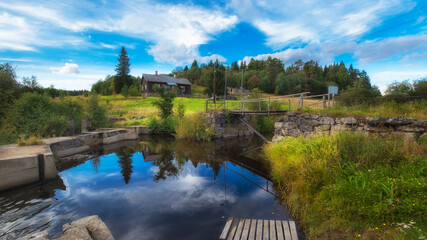 Obraz premium old abandoned power plant HPP in the village of Soskua in Karelia Russia.