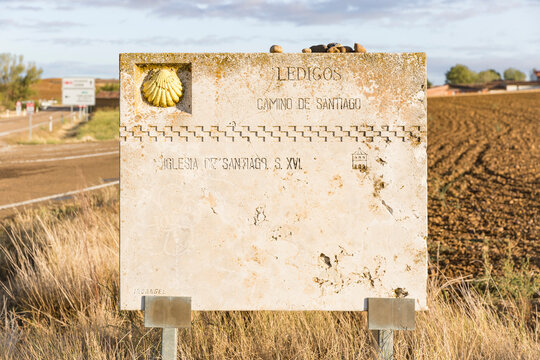 Village entry sign of Ledigos, Camino de Santiago, province of Palencia, Castile and Leon, Spain