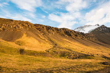 Fototapeta na wymiar Mountainous landscape of Hornafjordur in Iceland