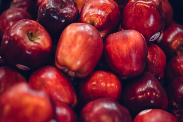 red apples in the market