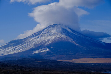 【山梨】見晴台から見る冬晴れの富士山