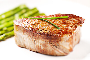 Beef Fillet With Pink Pepper and Asparagus.
